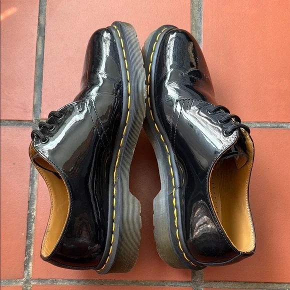 Dr. Martens Shiny Black Women’s 9 Three Eye Oxfords - Picture 5 of 8